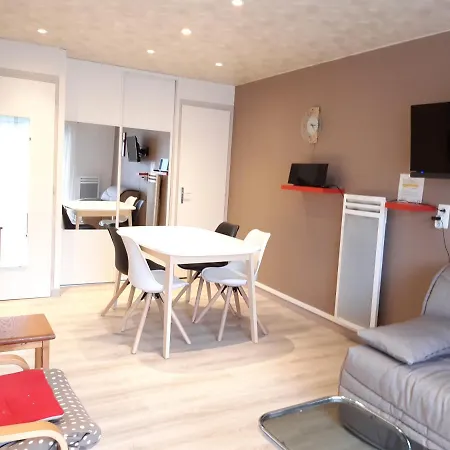 Charmant T2 Renove Rdc Residence Quartier Pavillonnaire Argelès-Gazost Buitenkant foto