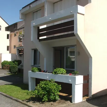 Charmant T2 Renove Rdc Residence Quartier Pavillonnaire Argelès-Gazost Buitenkant foto