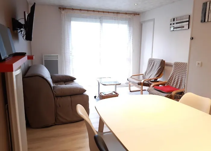 Charmant T2 Renove Rdc Residence Quartier Pavillonnaire
